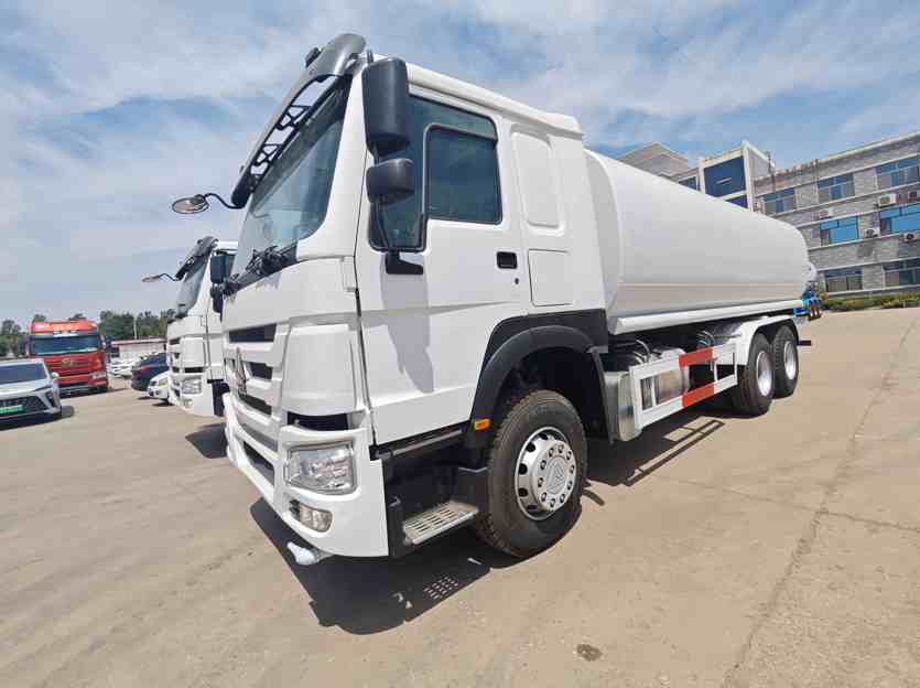 HOWO 6×4 Sprinkler Truck