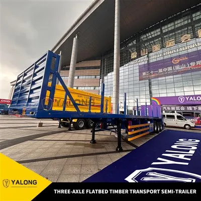 Semirremolque de transporte de madera con plataforma plana de tres-ejes-